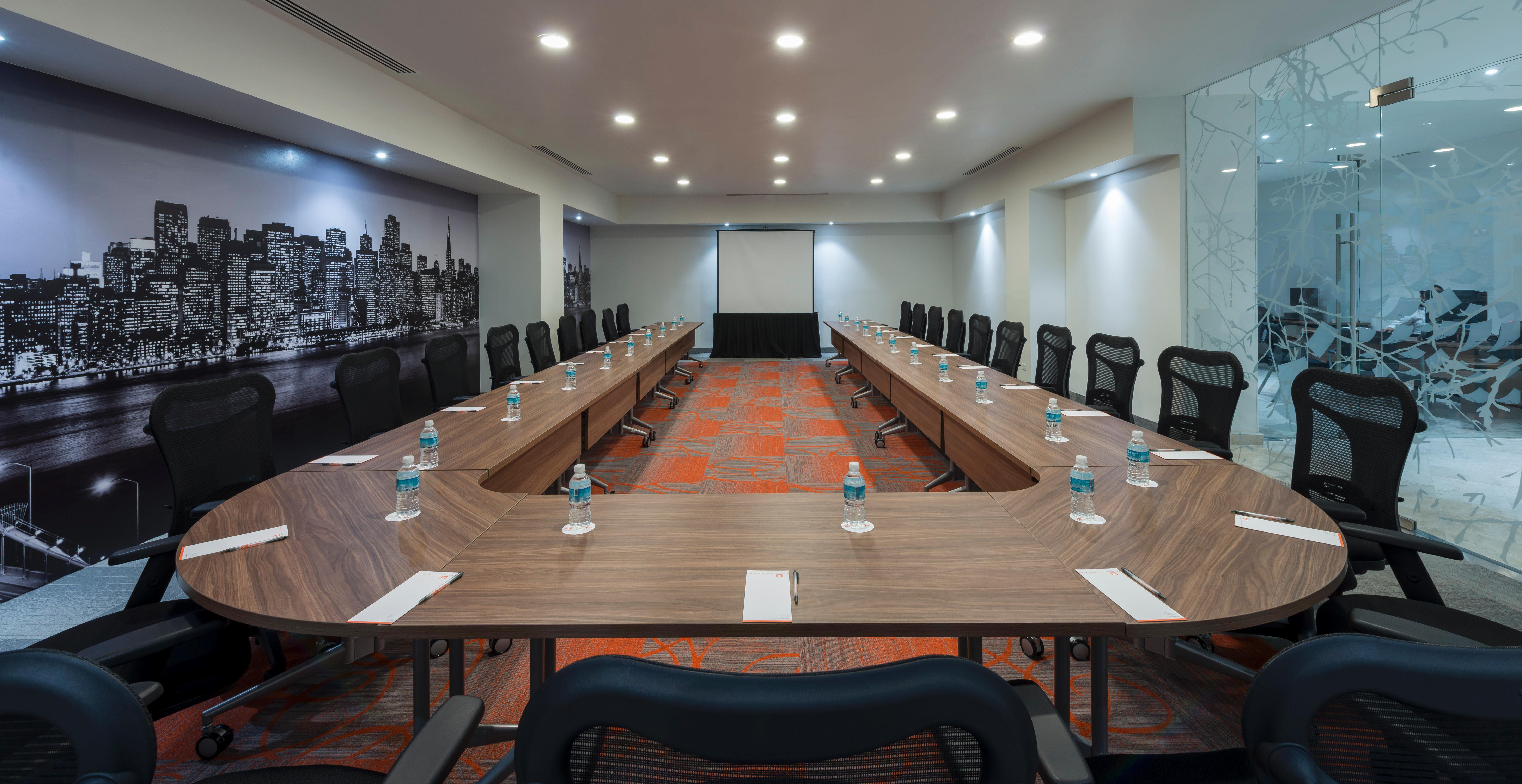 Real Inn Tijuana By Camino Real Hoteles Екстер'єр фото Meeting room at the hotel