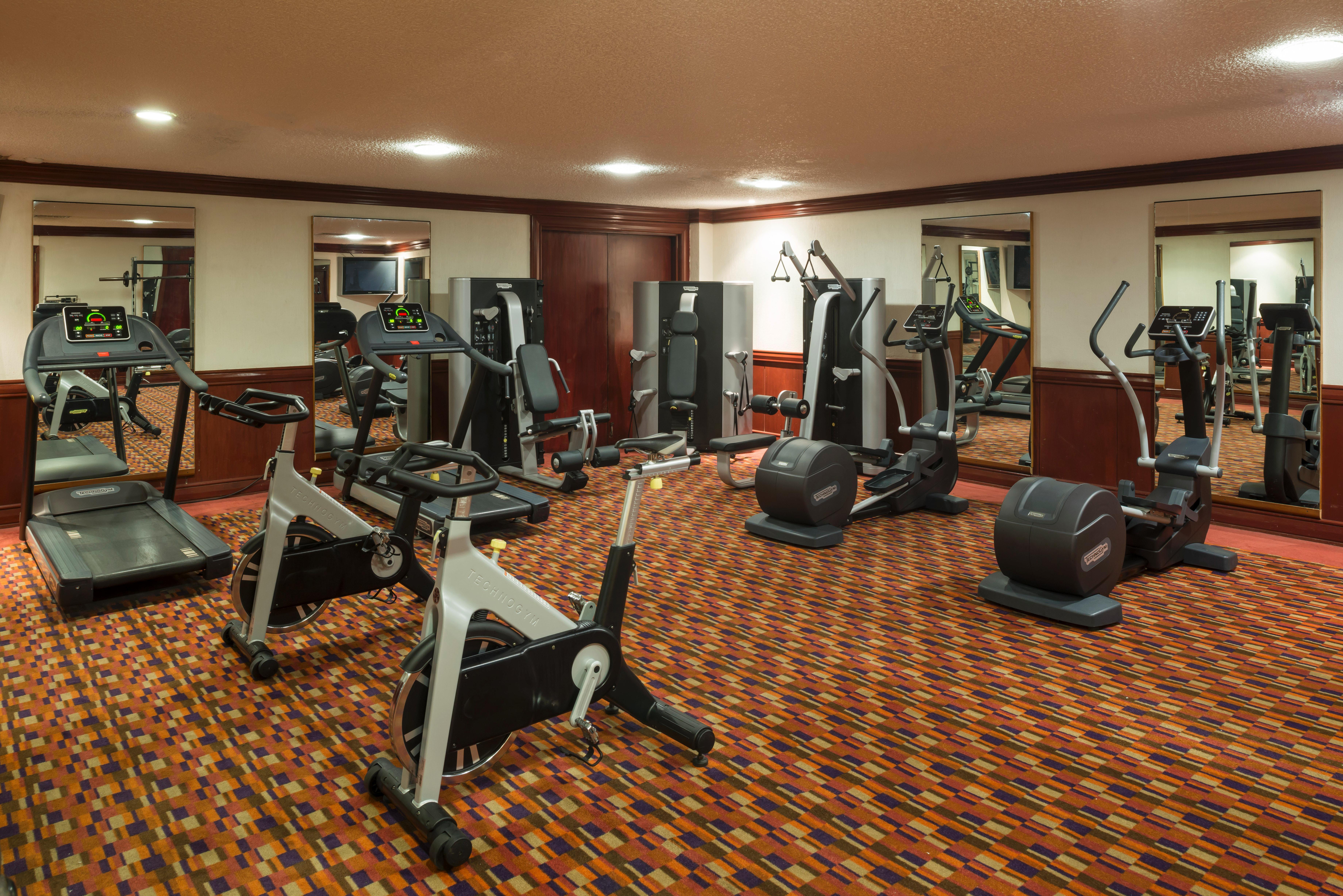 Real Inn Tijuana By Camino Real Hoteles Екстер'єр фото The gym at the hotel