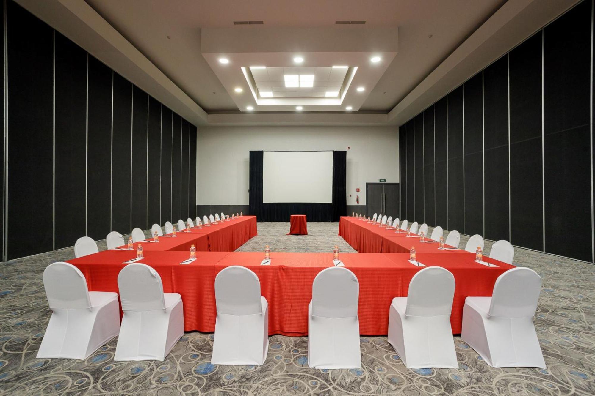 Real Inn Tijuana By Camino Real Hoteles Екстер'єр фото Meeting room