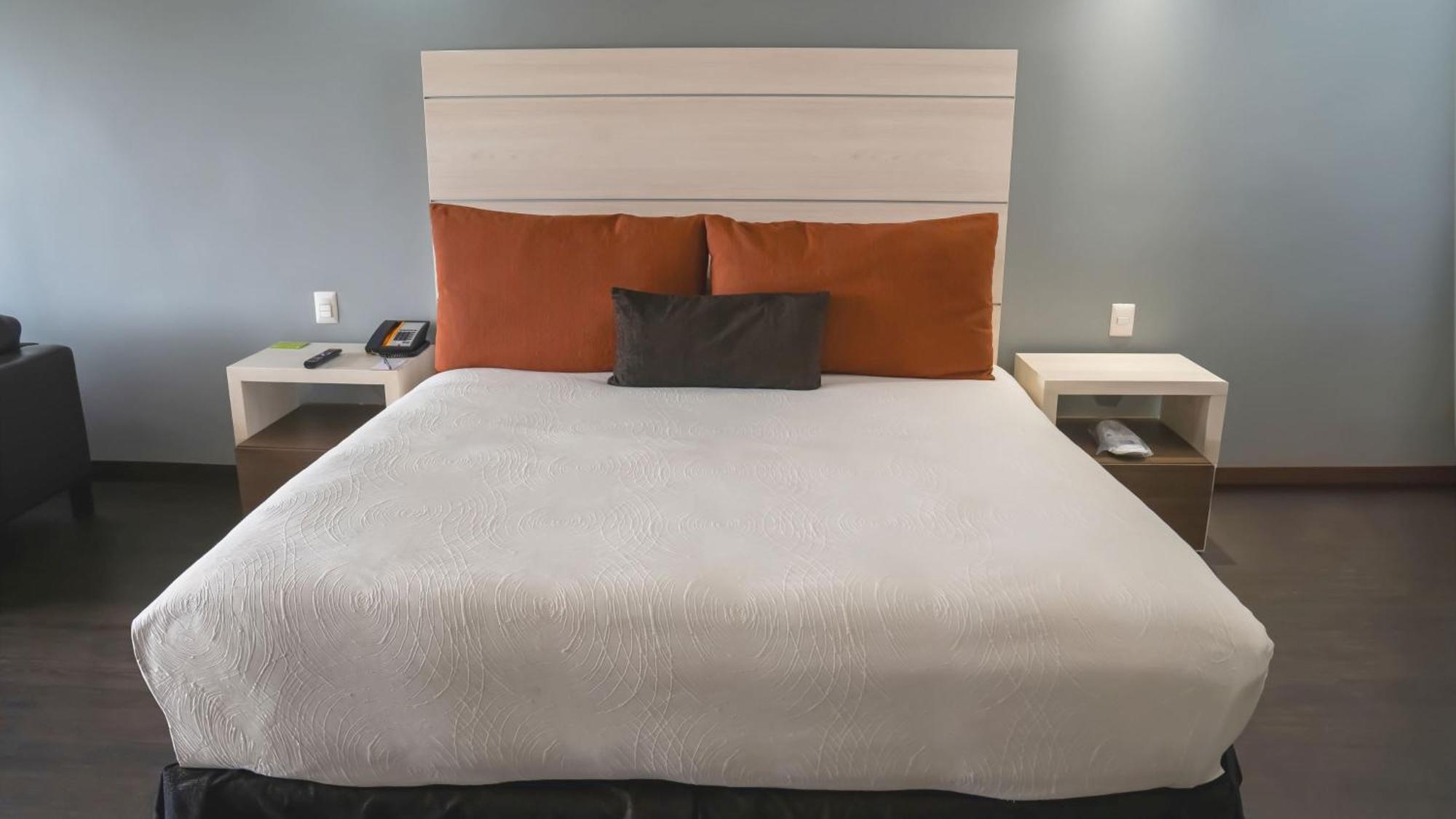 Real Inn Tijuana By Camino Real Hoteles Екстер'єр фото