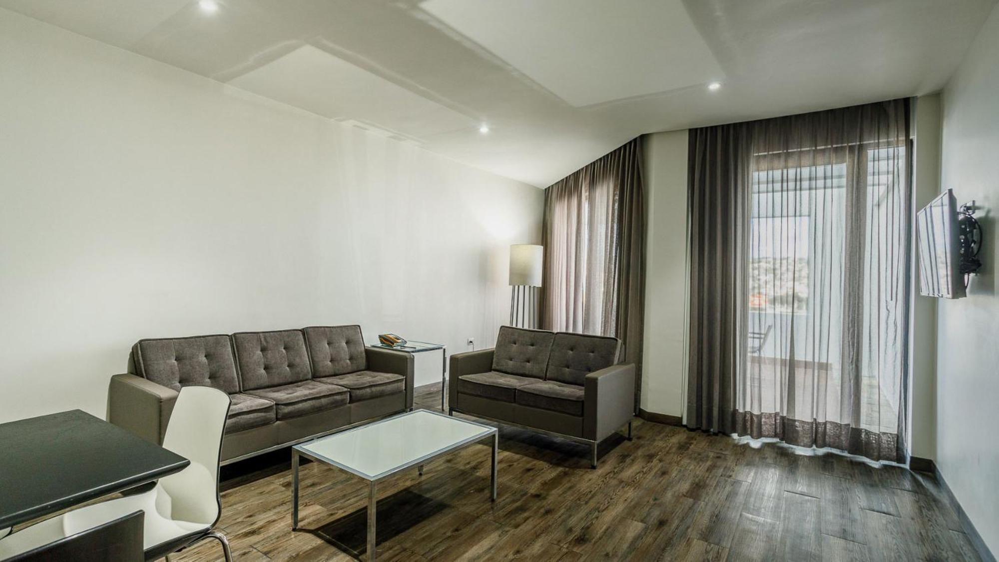 Real Inn Tijuana By Camino Real Hoteles Екстер'єр фото